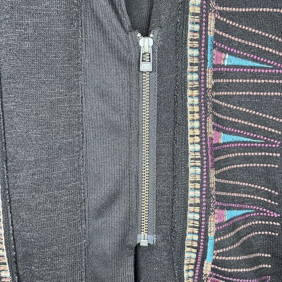 Miss Me Embroidered Sweatshirt Jacket Hoodie Distressed Hem Cotton Womens Large - Picture 8 of 16